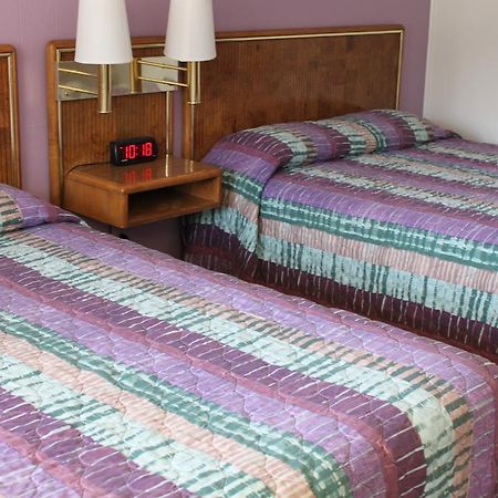 Motel 101 Gold Beach Bagian luar foto